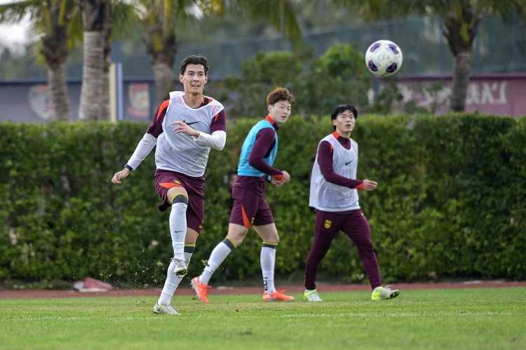 可正式代表国足！FIFA官网显示，侯永永的会籍已转换至中国足协